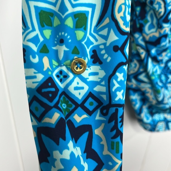 AmberNoonII Womens Swim Top M Turquoise Navy 1/2 Zip Front Thumb Hole Outdoors - Picture 5 of 13